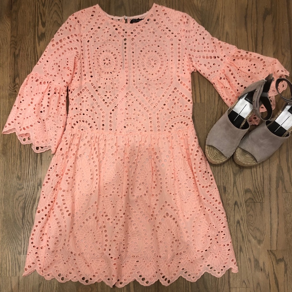 Peach Eyelet dress SZ M